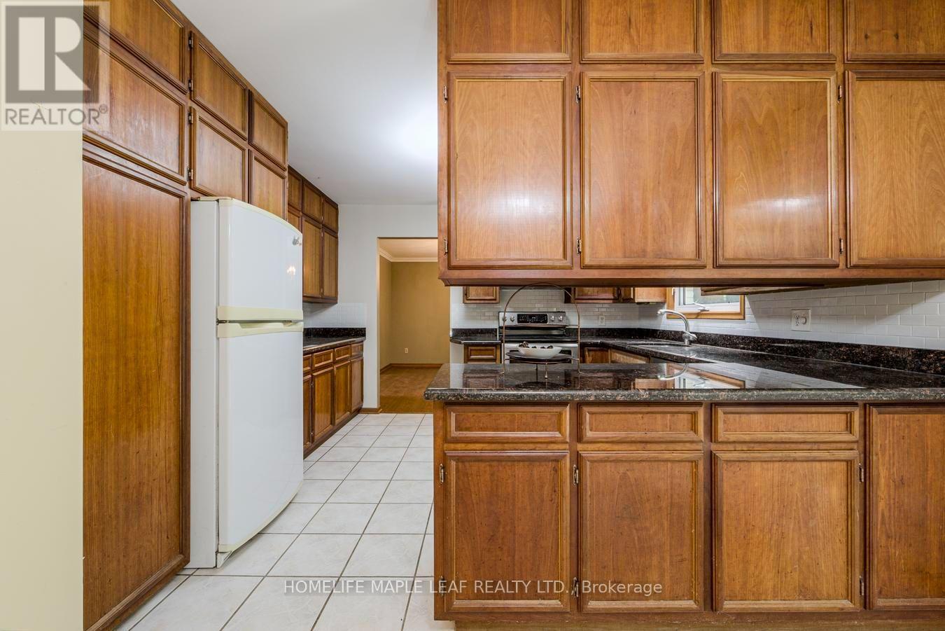 7687 APPLEBY LINE - Image 17