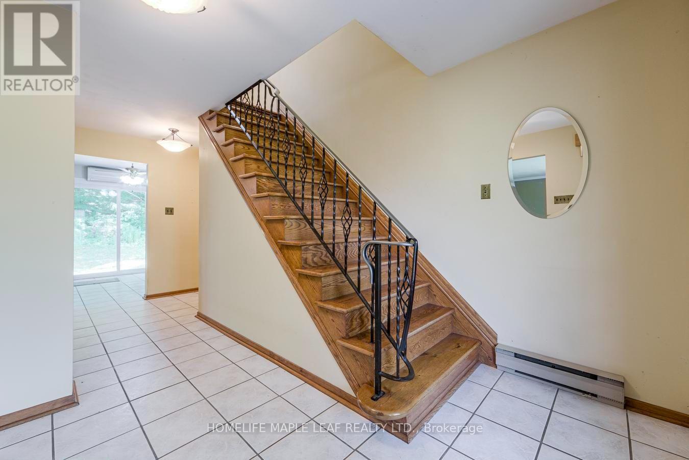 7687 APPLEBY LINE - Image 24