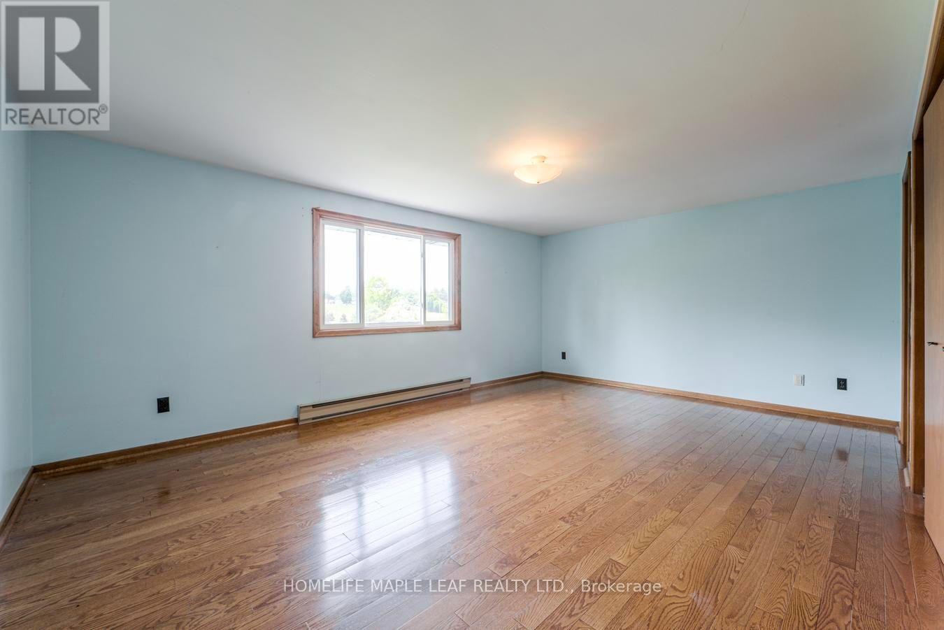 7687 APPLEBY LINE - 25