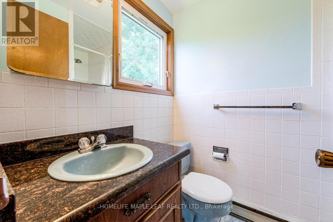 7687 APPLEBY LINE - Image 27