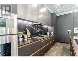 10 Hillavon Drive, Toronto, ON M9B2P5 Photo 17