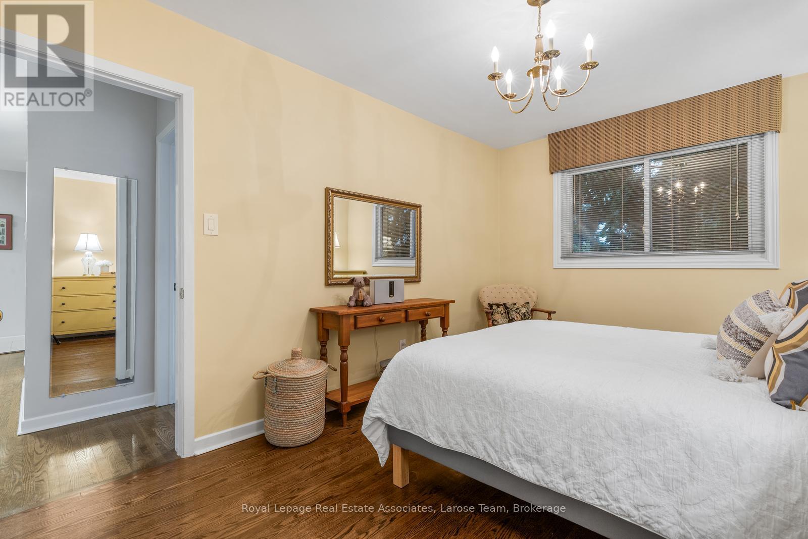 1515 THETFORD COURT - 18