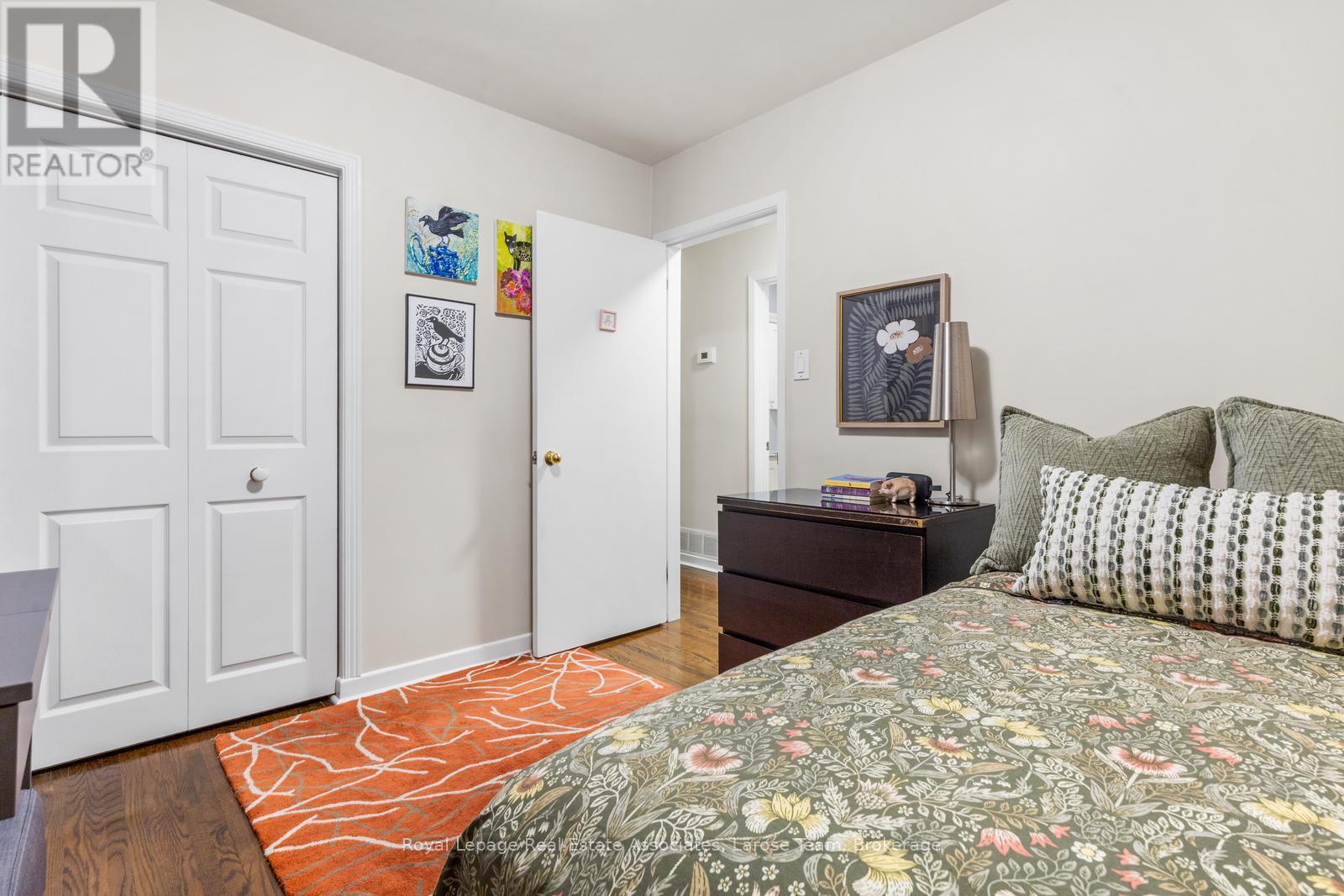 1515 THETFORD COURT - 23