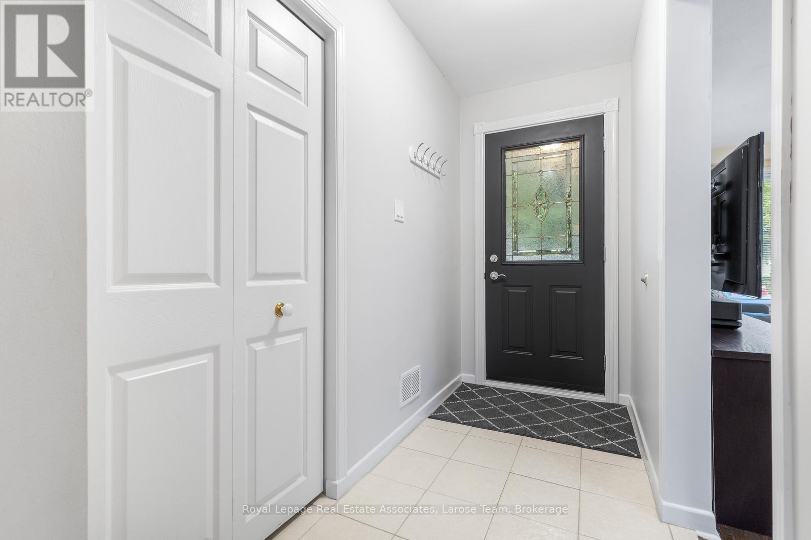 1515 THETFORD COURT - 3