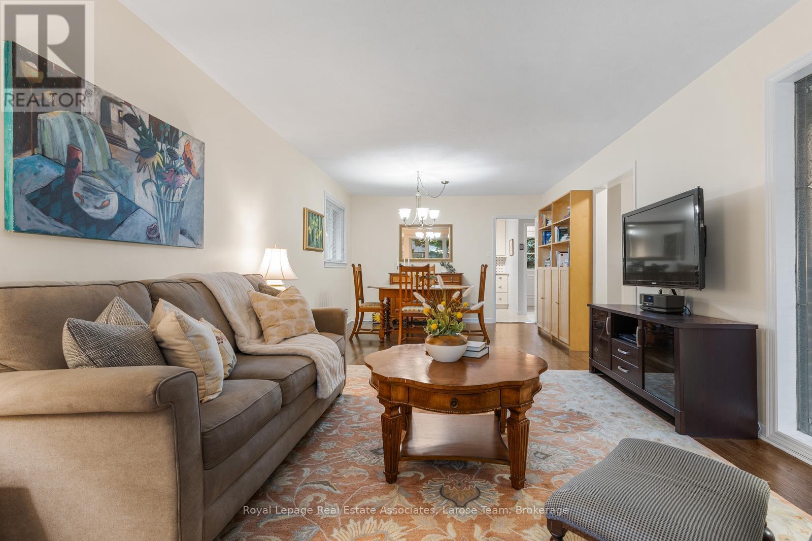 1515 THETFORD COURT - 6