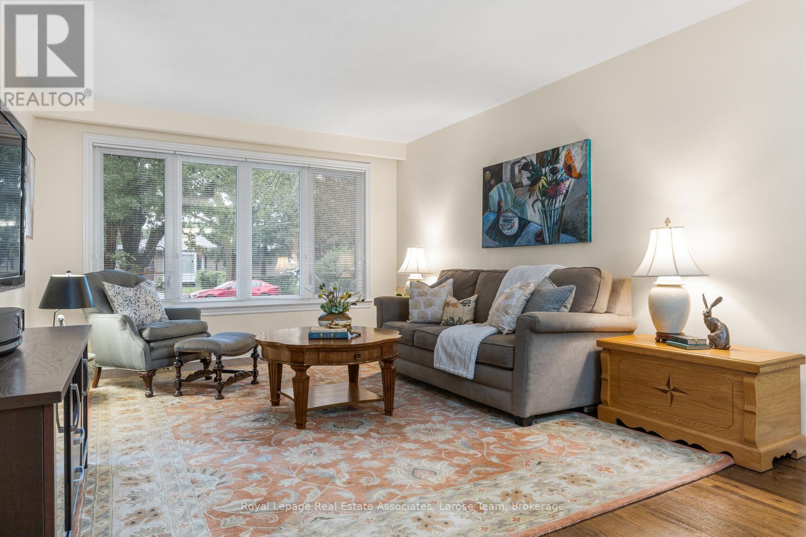 1515 THETFORD COURT - 8