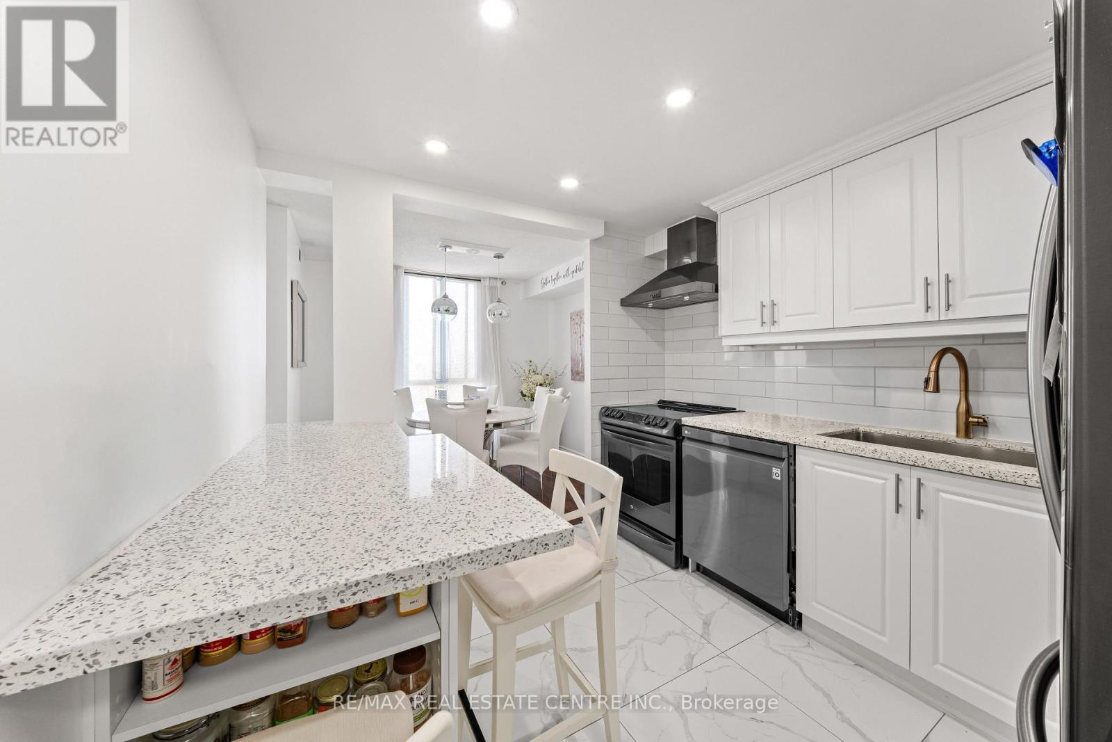 #1907 145 HILLCREST AVENUE - Image 13