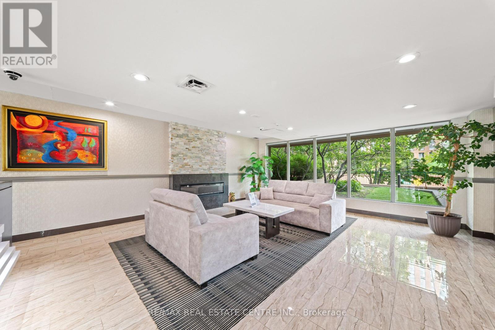#1907 145 HILLCREST AVENUE - Image 5