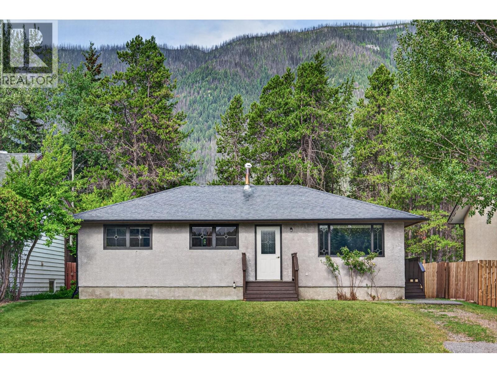 405 Maple Street, Sparwood