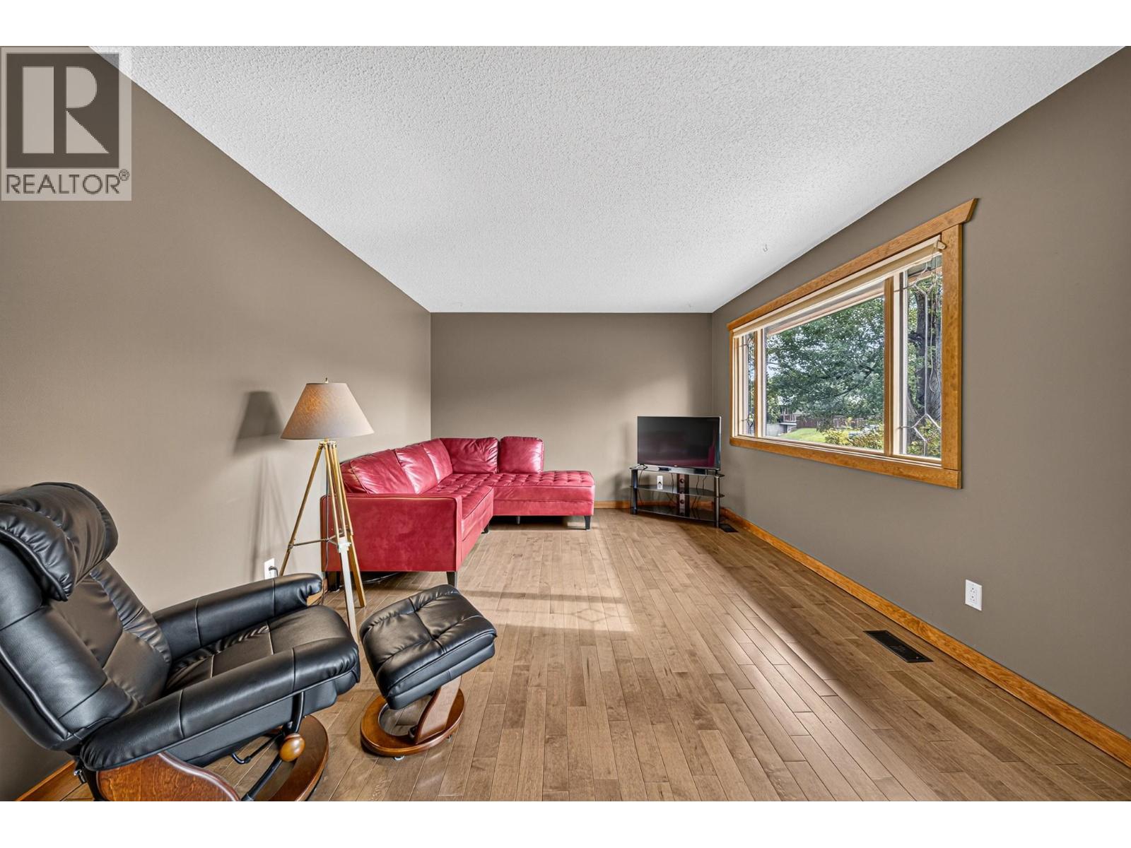 405 Maple Street, Sparwood