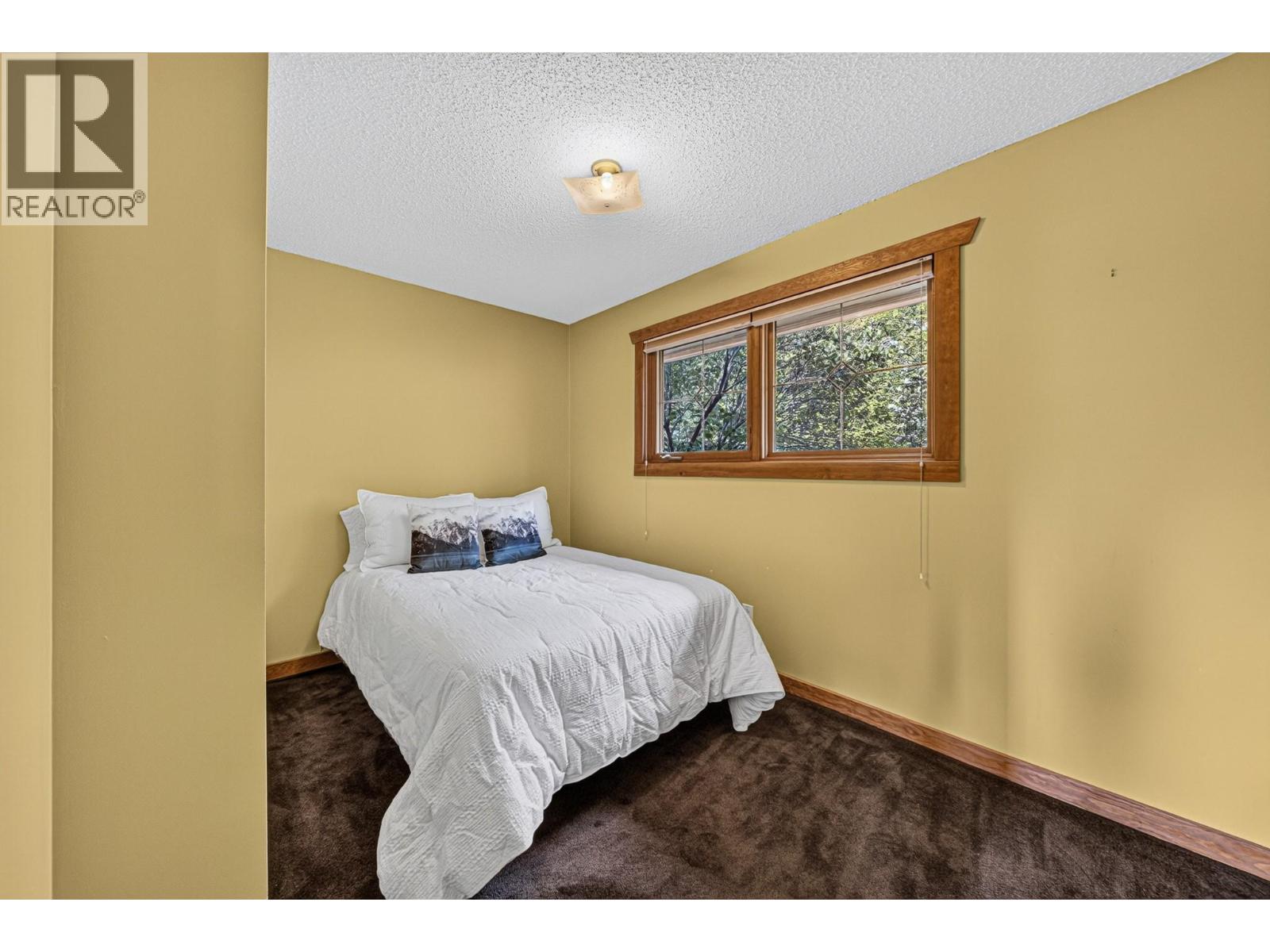 405 Maple Street, Sparwood