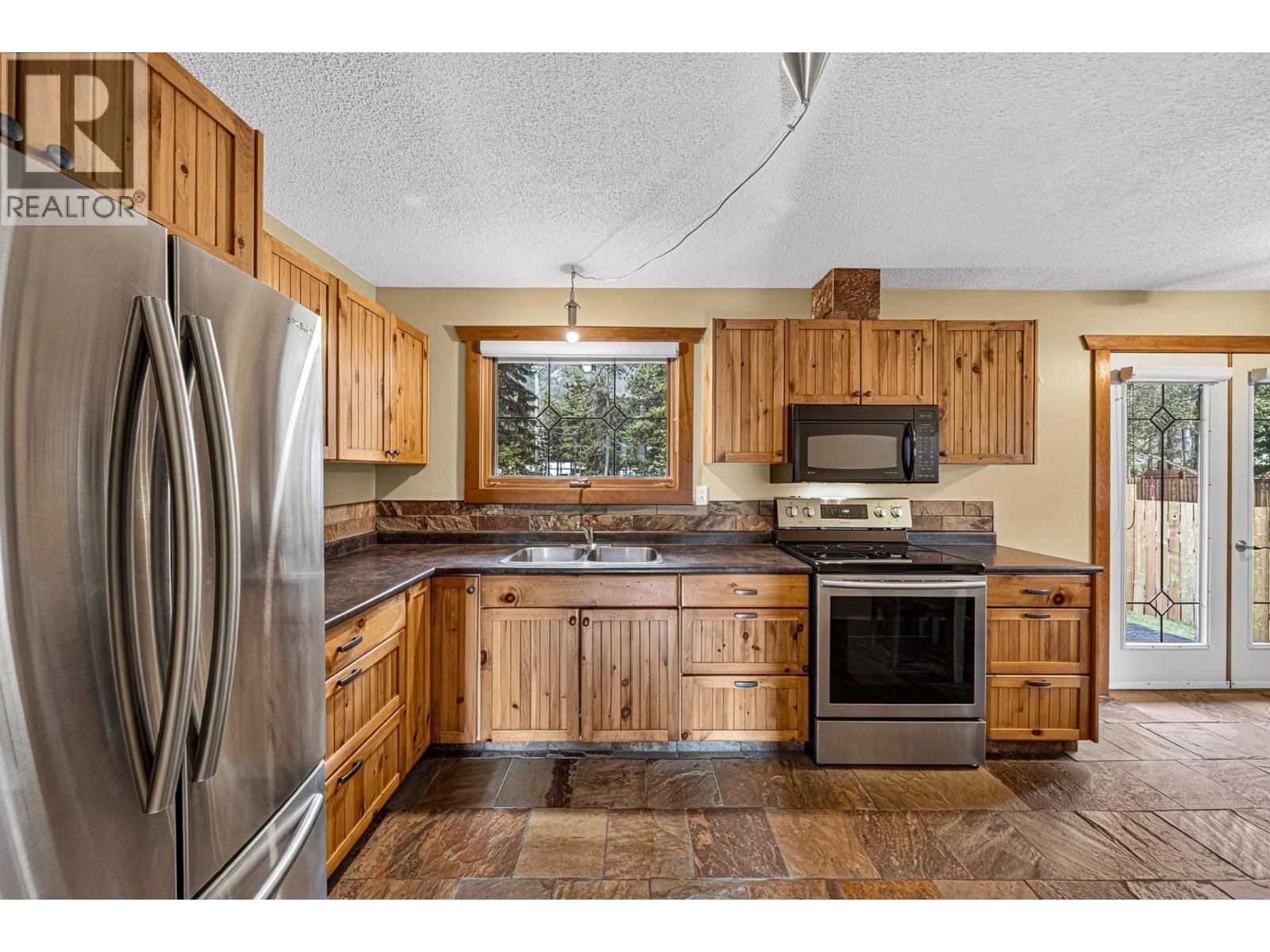 405 Maple Street, Sparwood
