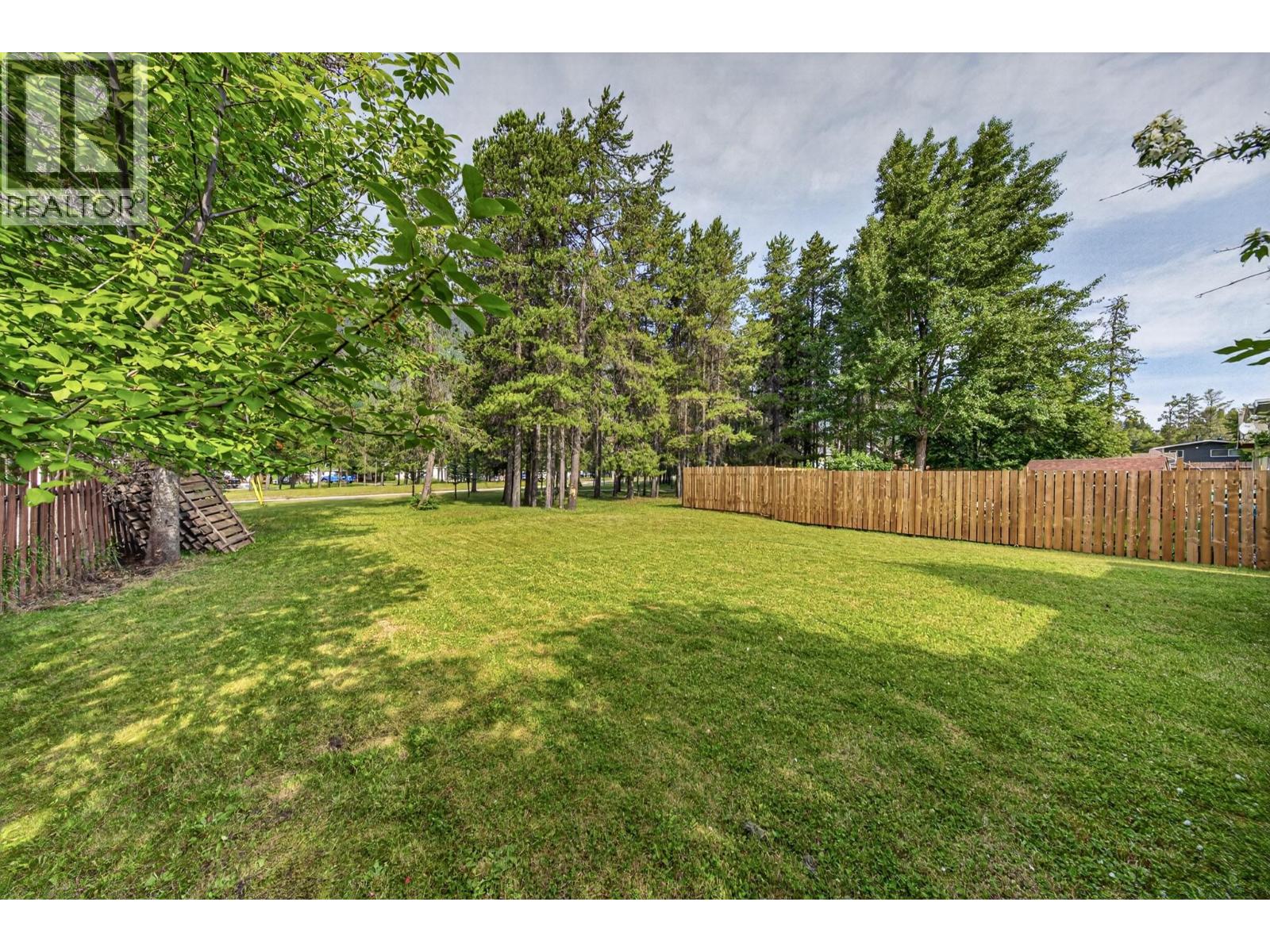 405 Maple Street, Sparwood
