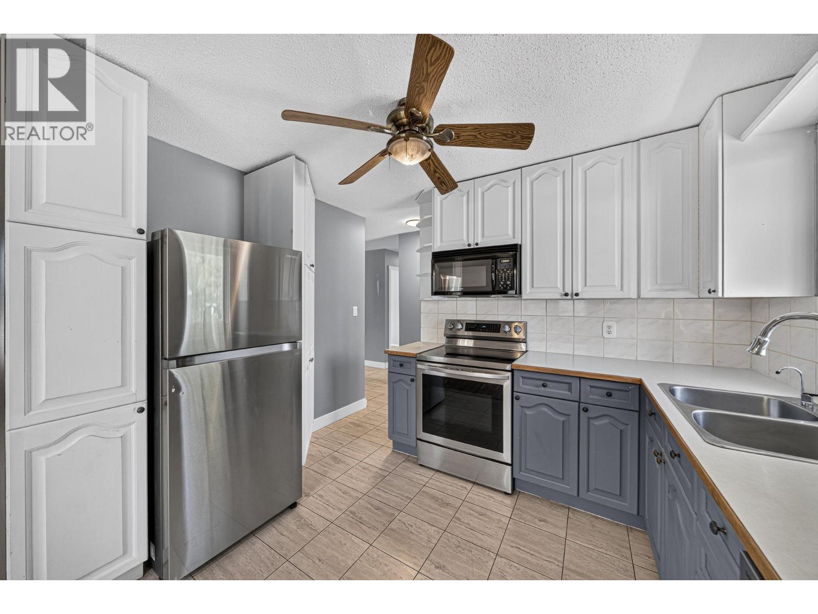 340 Pacific Yew Crescent - 20