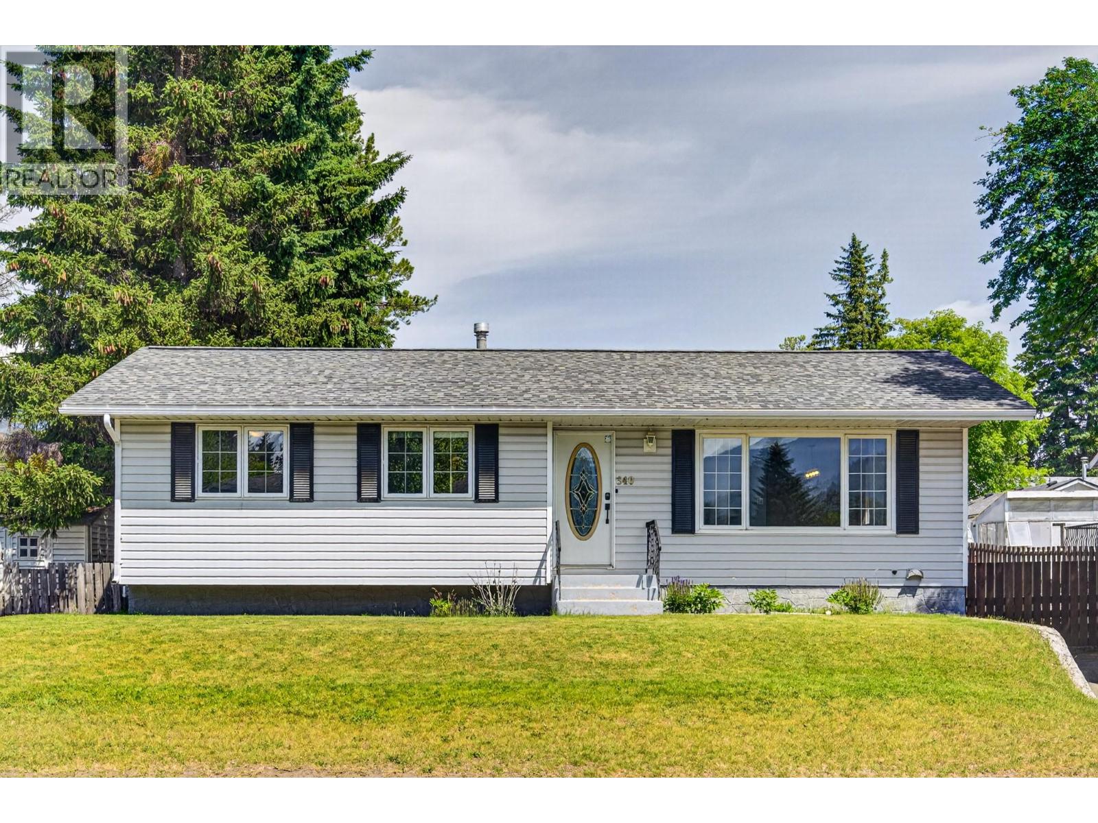 340 Pacific Yew Crescent - 54