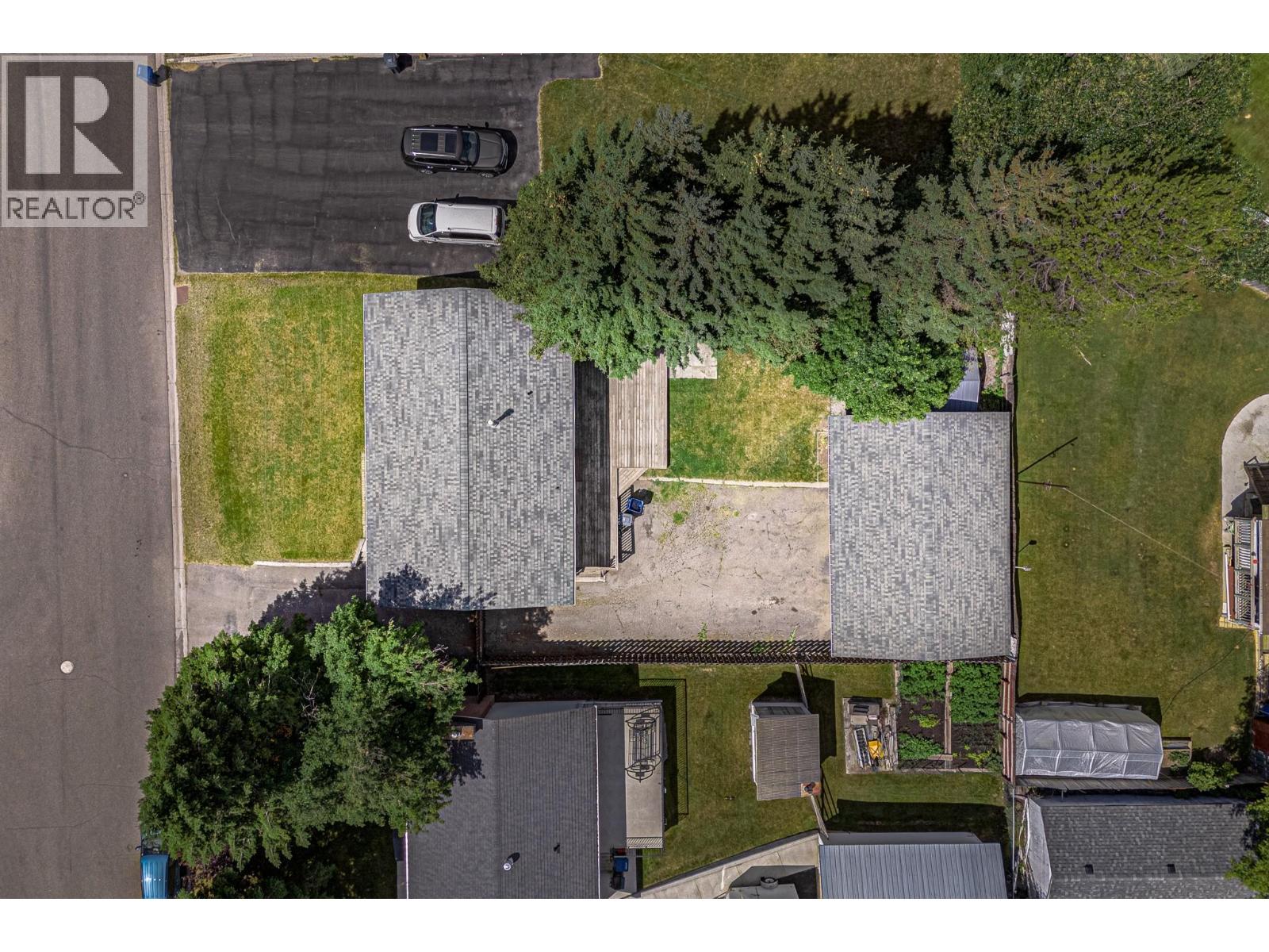 340 Pacific Yew Crescent - 61