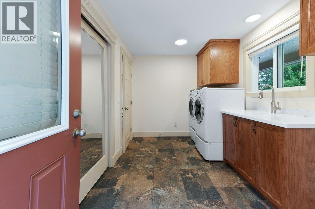 4852-4858 Lakeshore Road - 40