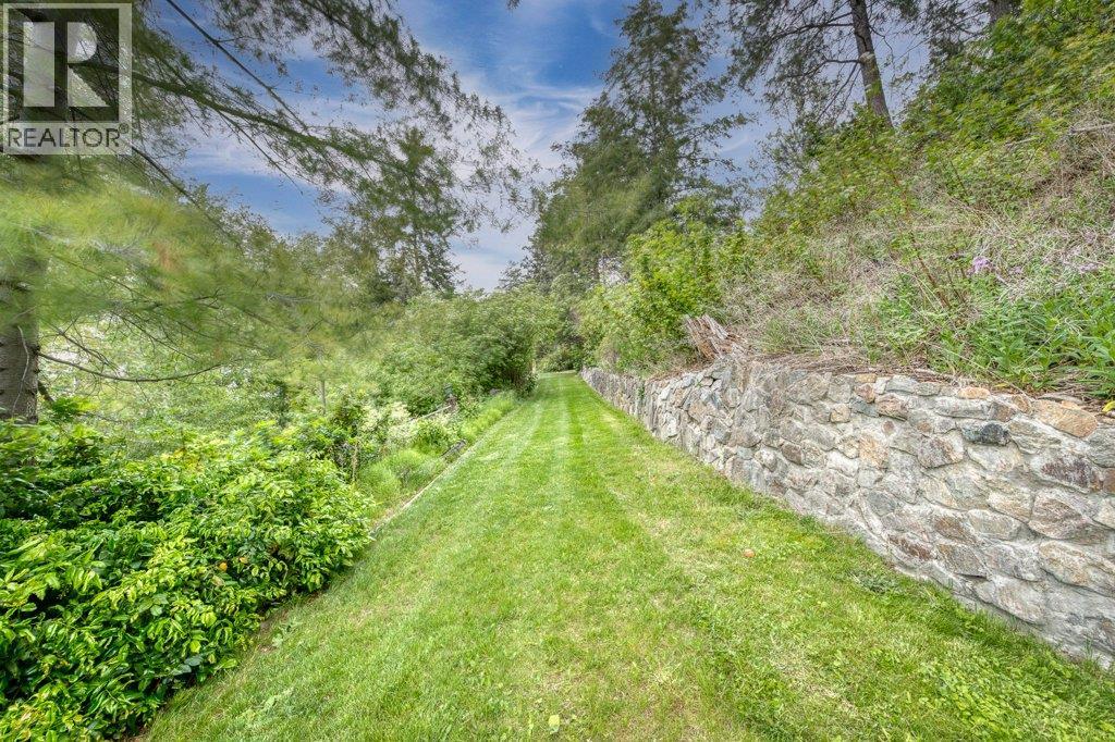 4852-4858 Lakeshore Road - 82