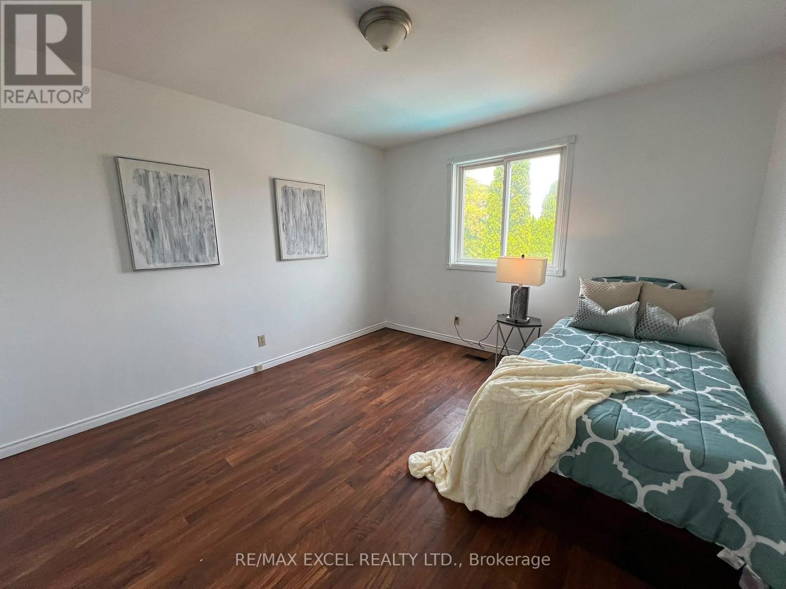 218 ANGELINE STREET N - Image 10