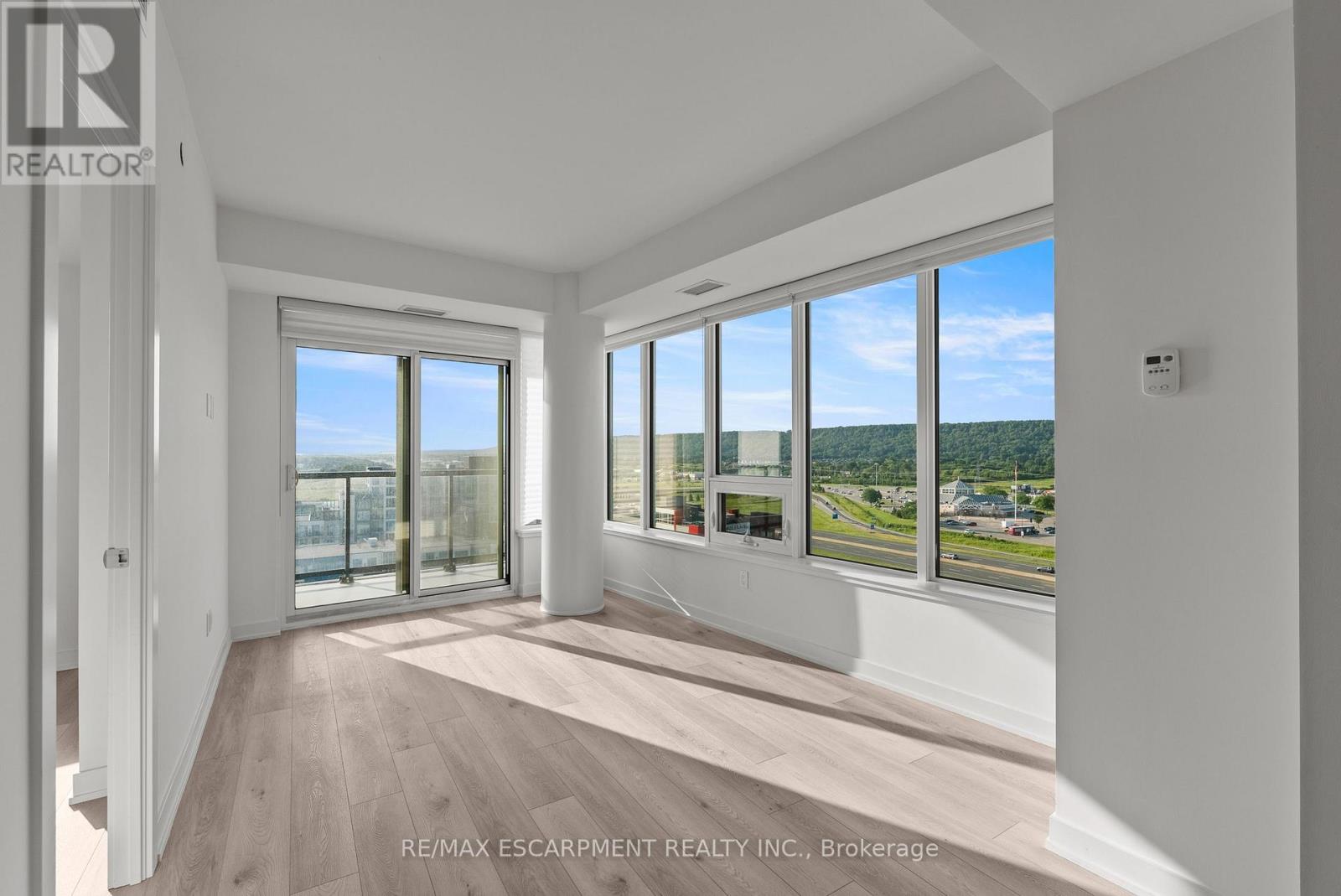 #1311 385 WINSTON ROAD - Image 9