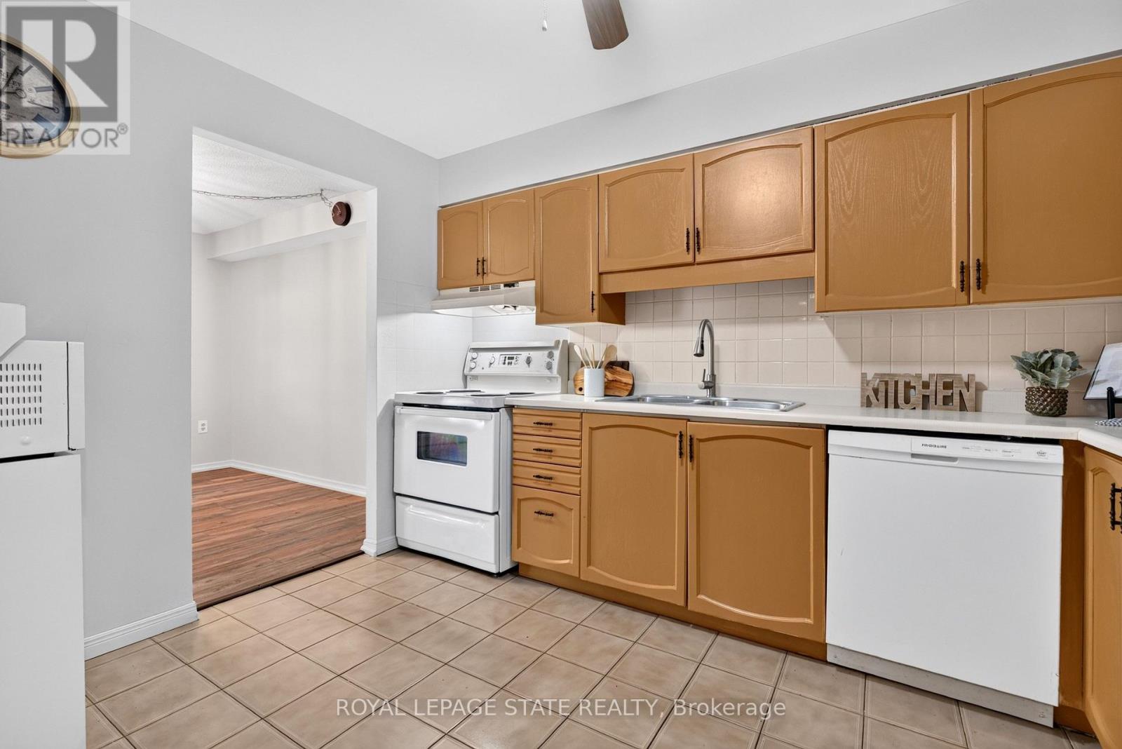 #203 966 QUEENSTON ROAD - 16