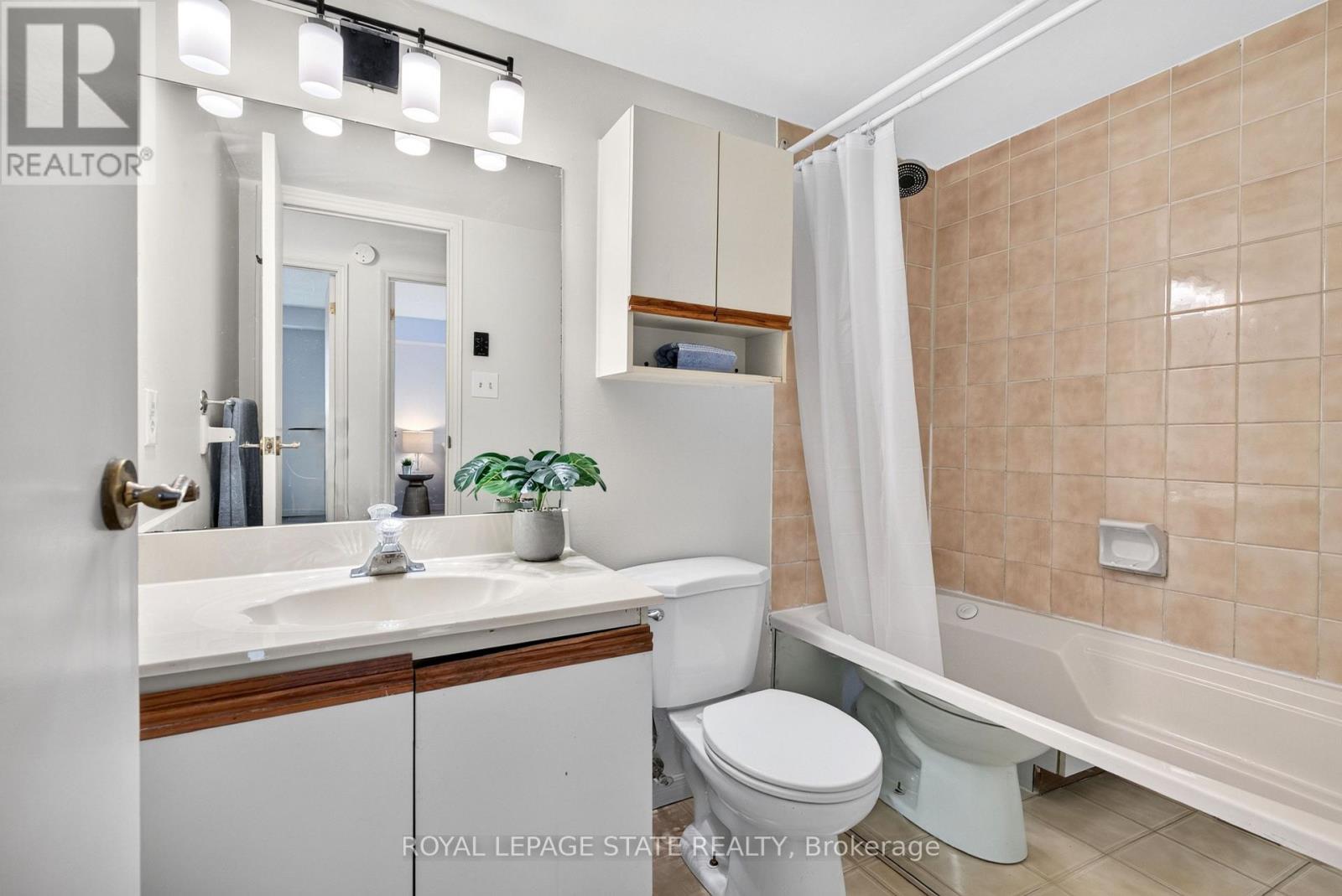 #203 966 QUEENSTON ROAD - 24