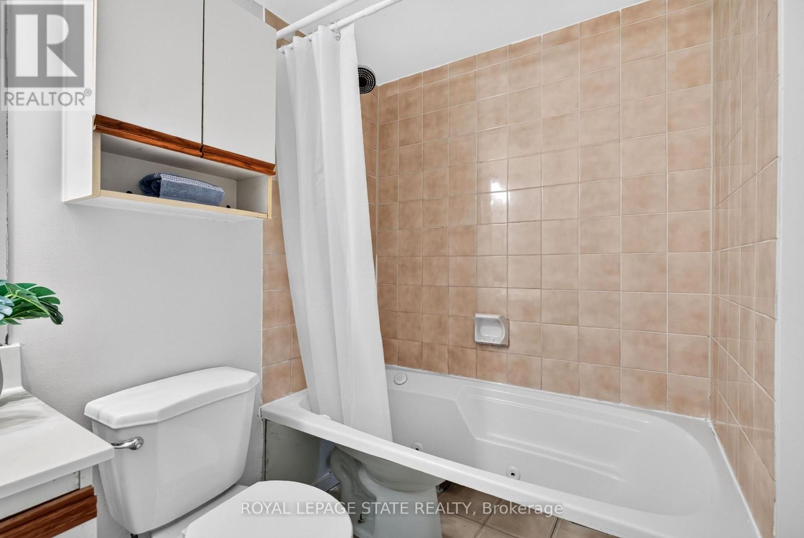 #203 966 QUEENSTON ROAD - 25
