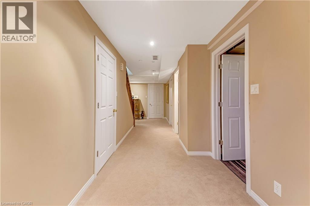 42 BRIARMEADOW Crescent - 27