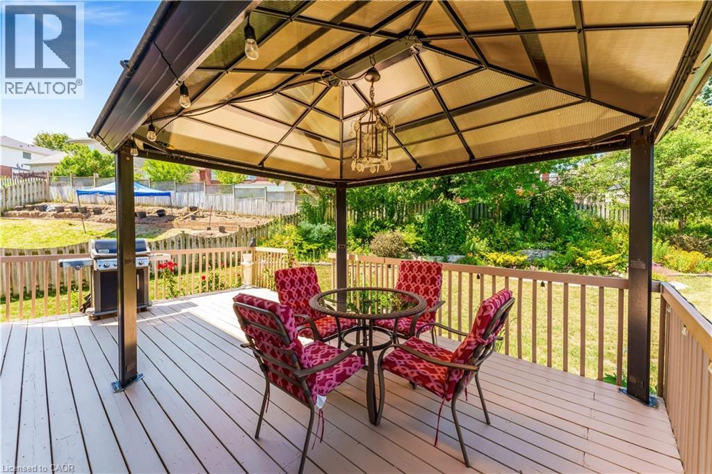 42 BRIARMEADOW Crescent - 32