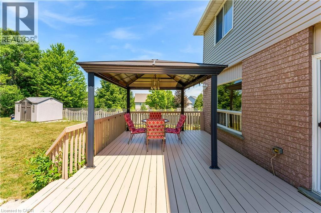 42 BRIARMEADOW Crescent - 33