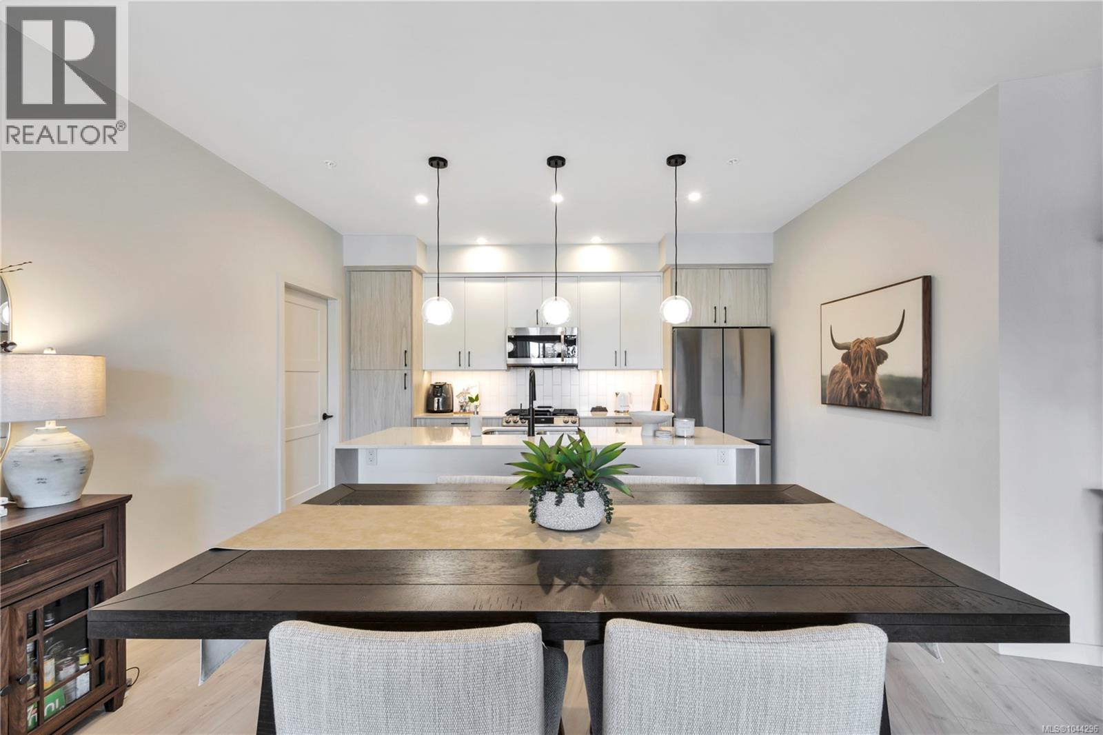 #301 947 Whirlaway Cres - Image 14