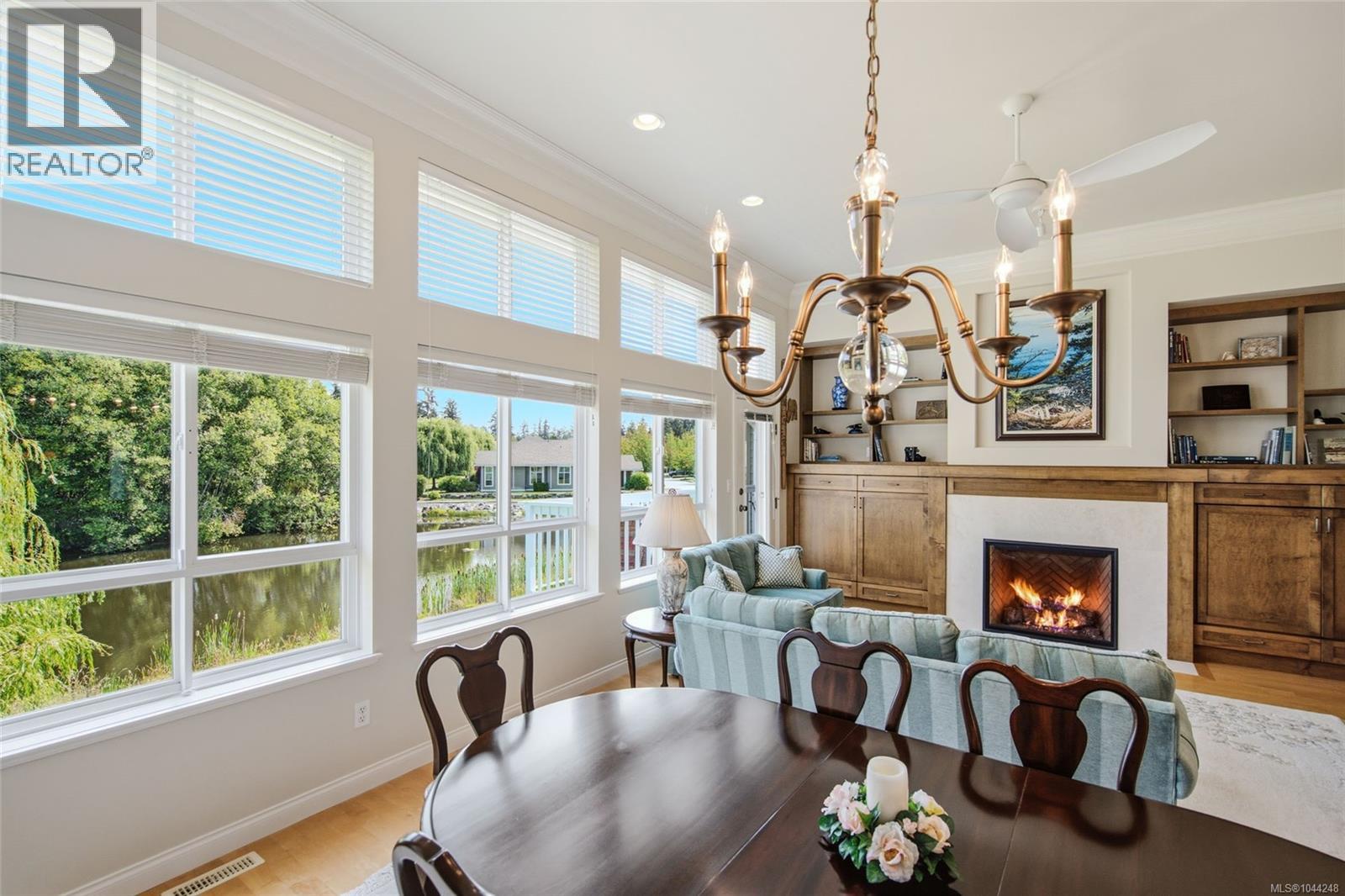 1387 Saturna Dr - 21