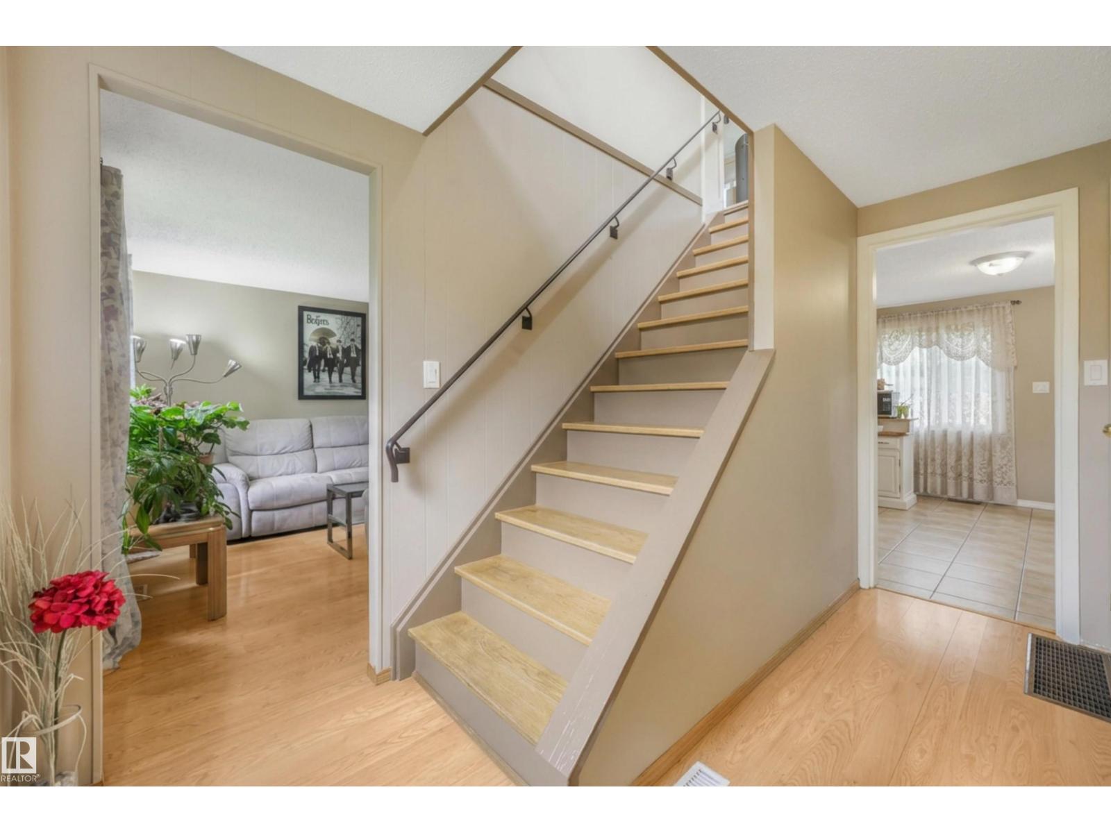 267 RIDGEWOOD TC - 3