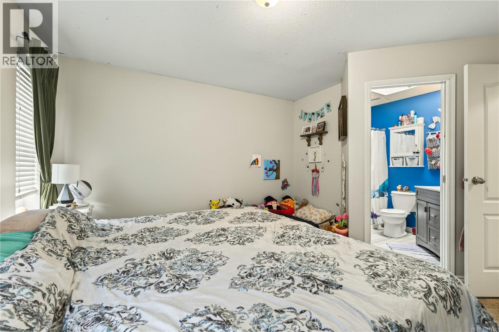 640 Railway Ave - 16