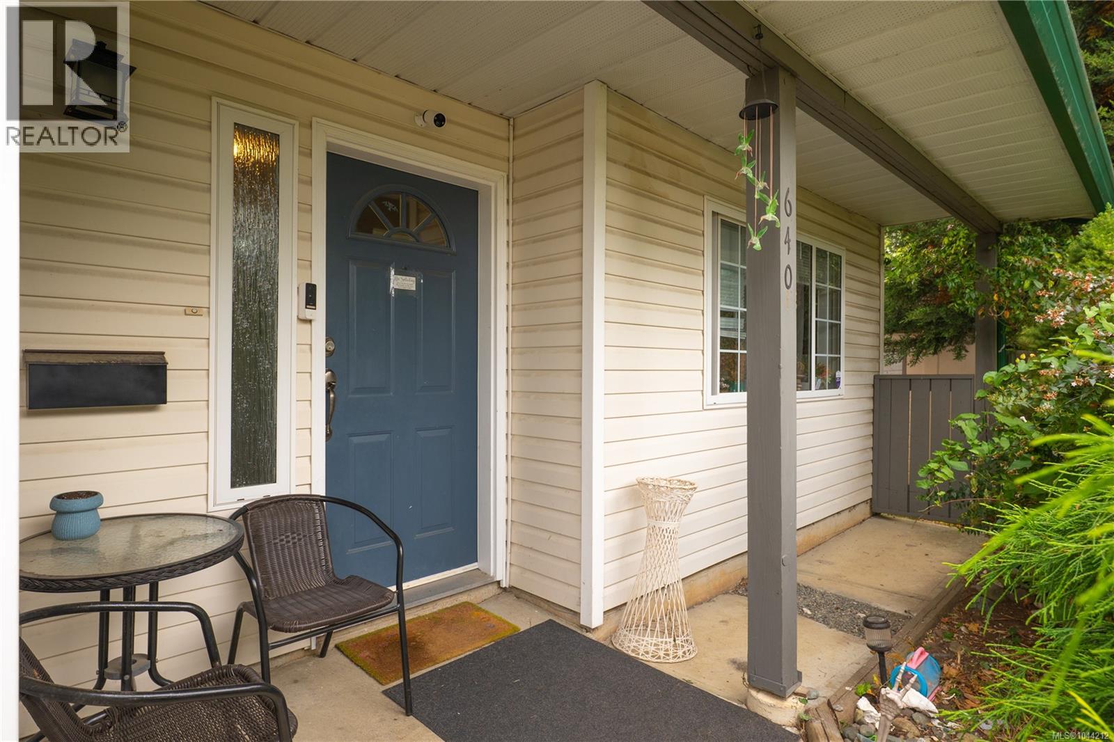 640 Railway Ave - 6