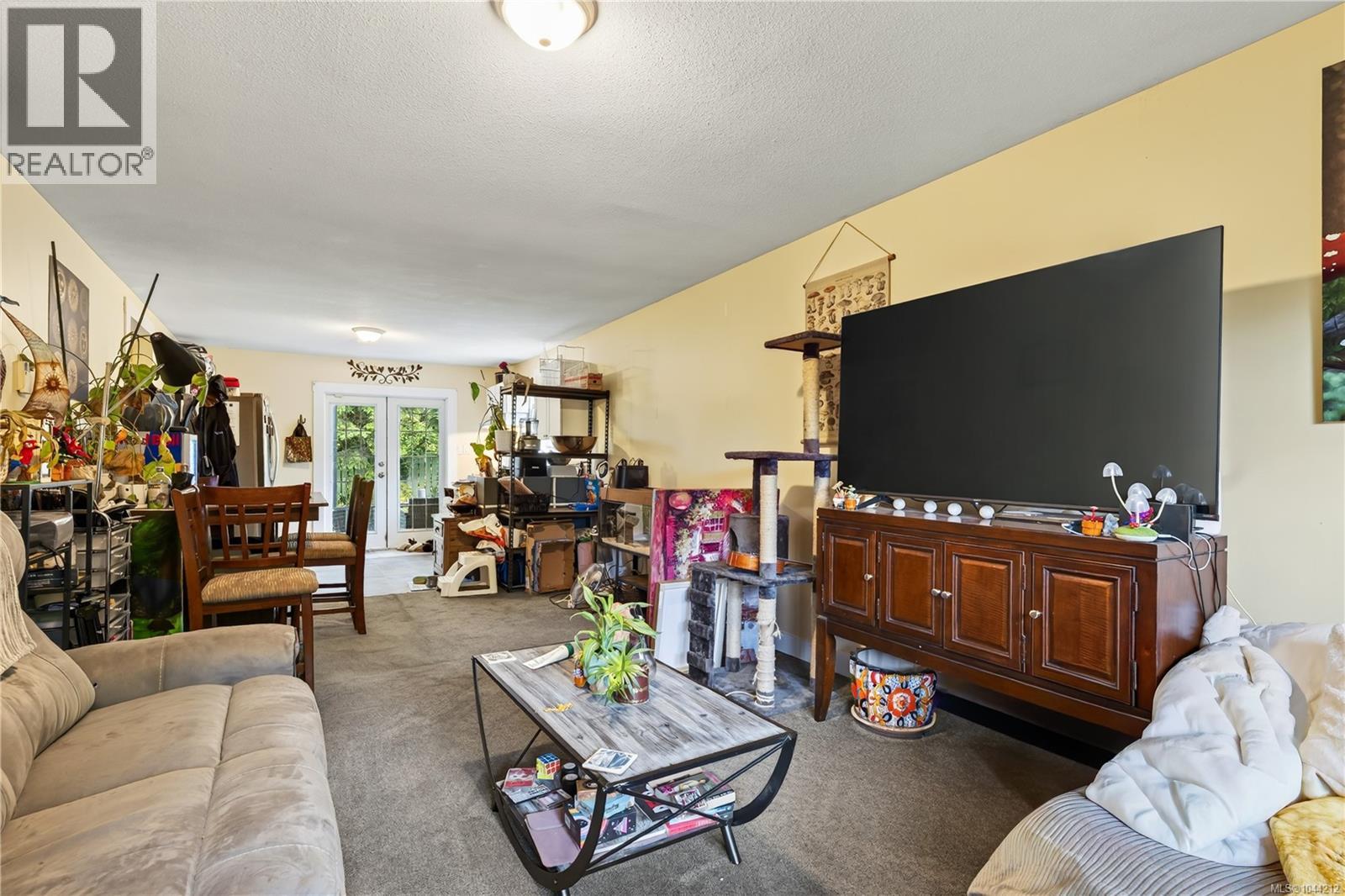 640 Railway Ave - 12
