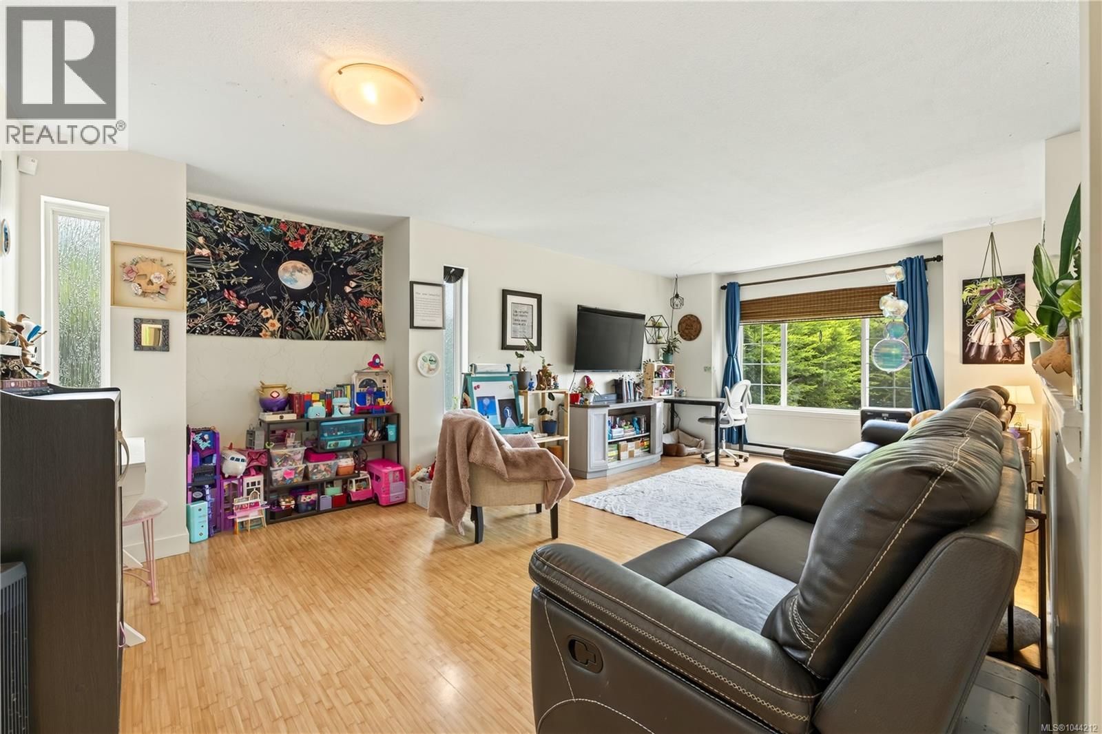 640 Railway Ave - 23