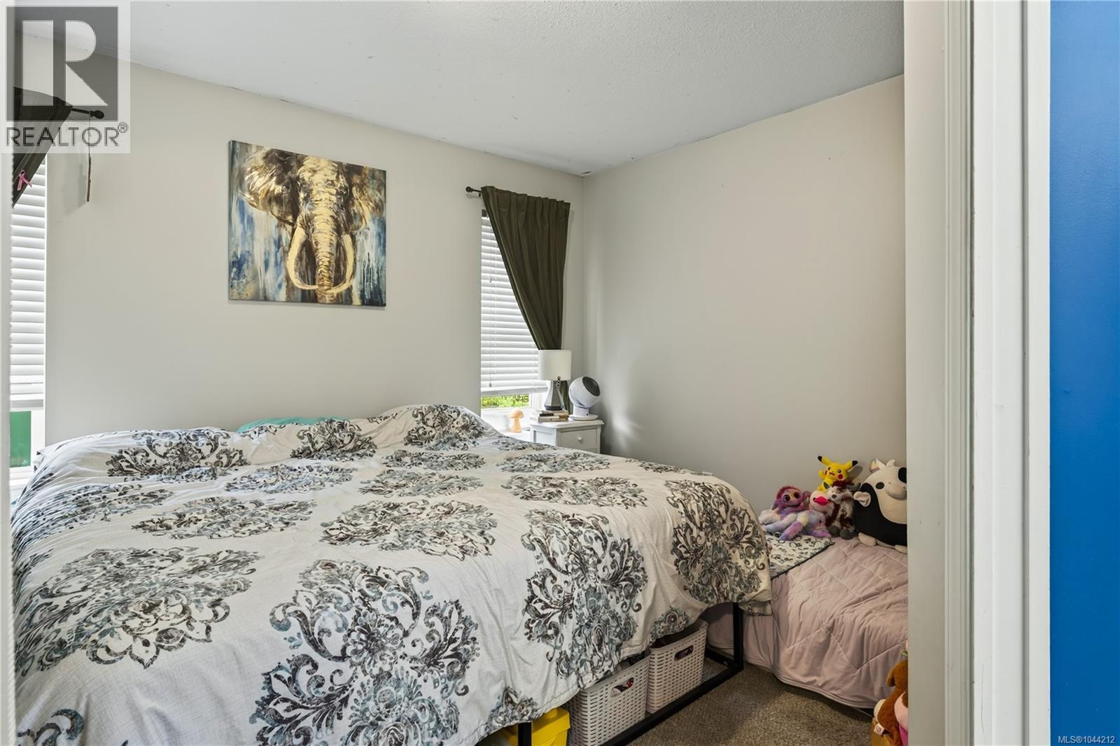 640 Railway Ave - Image 14
