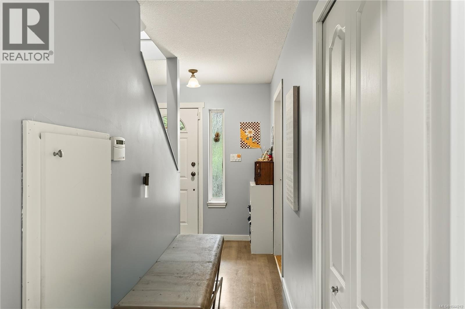 640 Railway Ave - 8