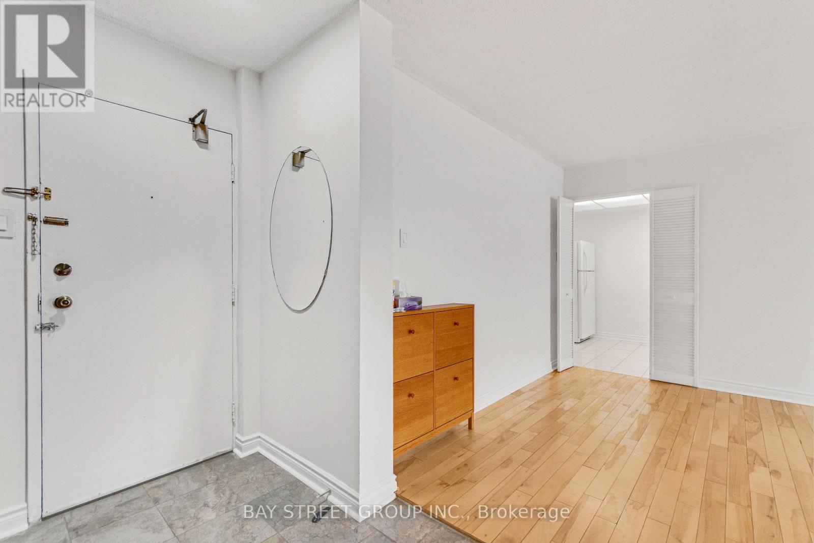 #1207 10 STONEHILL COURT - 7
