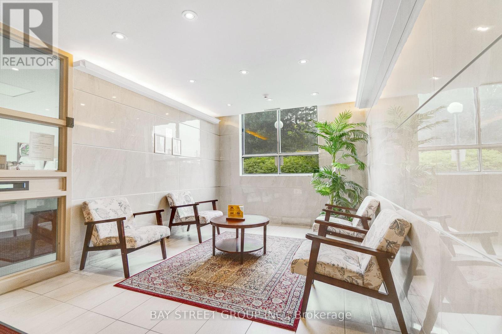 #1207 10 STONEHILL COURT - 4