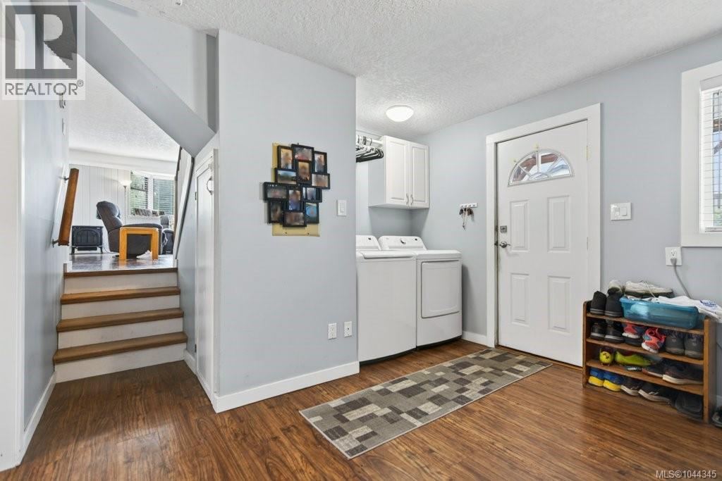 1005 26th St - 10