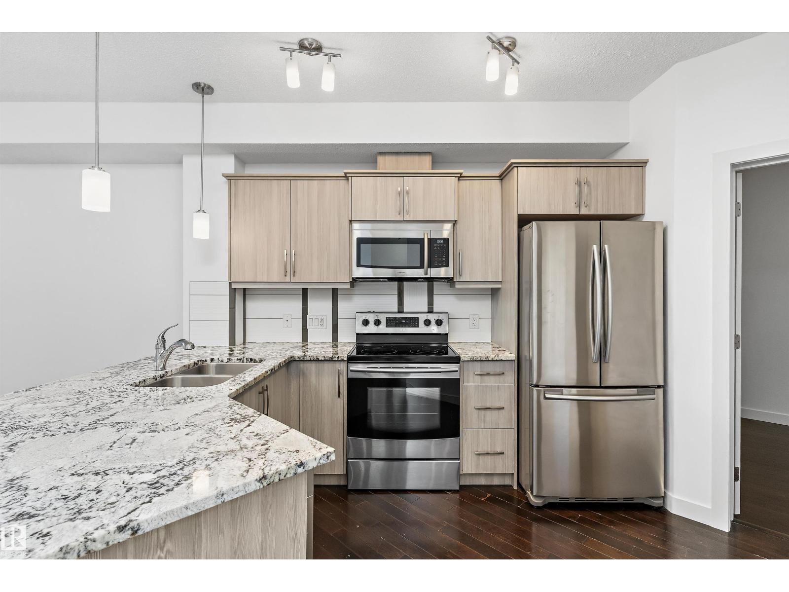 #109 10523 123 ST NW - Image 21