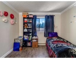 135 9463 Prince Charles Boulevard, Surrey, BC V3V7G1 Photo 22