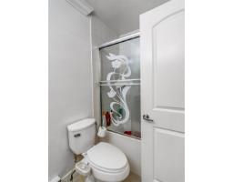 135 9463 Prince Charles Boulevard, Surrey, BC V3V7G1 Photo 27