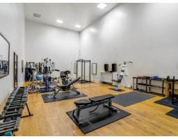135 9463 Prince Charles Boulevard, Surrey, BC V3V7G1 Photo 11