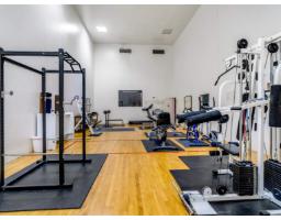 135 9463 Prince Charles Boulevard, Surrey, BC V3V7G1 Photo 10