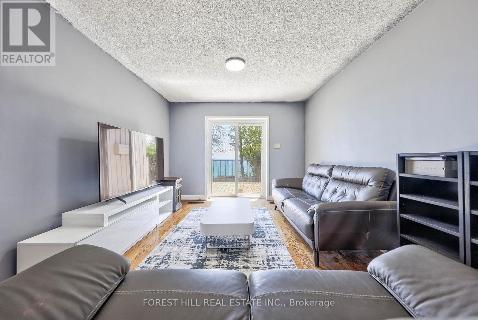 2703 LAKE SHORE BOULEVARD W - 10