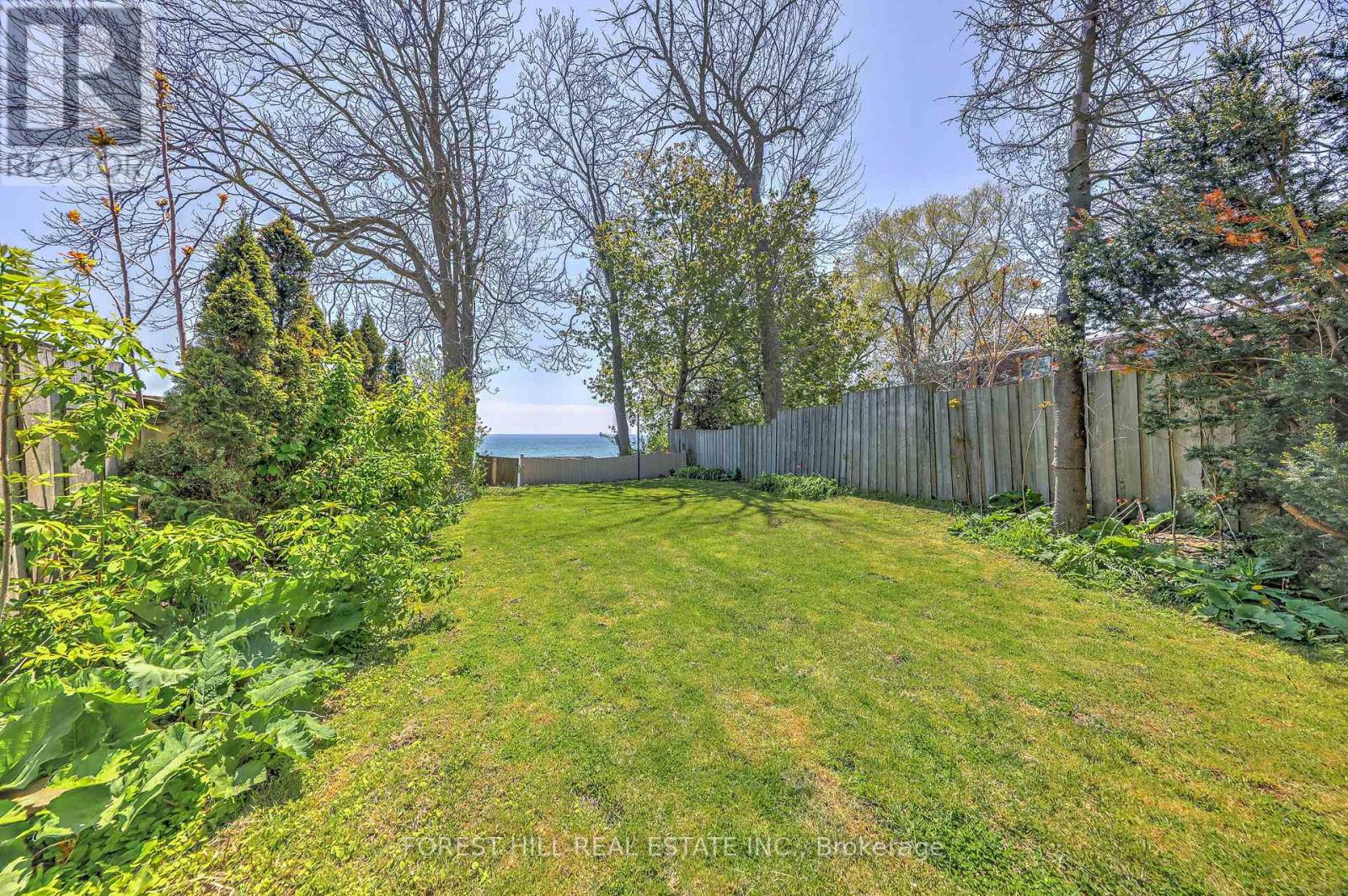 2703 LAKE SHORE BOULEVARD W - 26