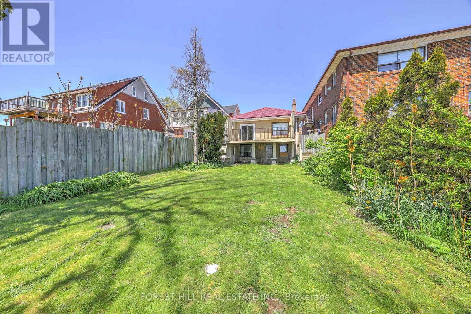 2703 LAKE SHORE BOULEVARD W - 27